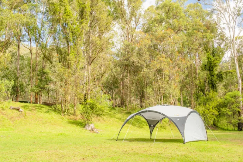 Shade Dome<OZtrail 4.2 Blockout Shade Dome - With Sun Wall