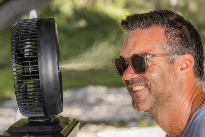 Fans<Companion Aerobreeze ProMist 25cm Oscillating Misting Fan