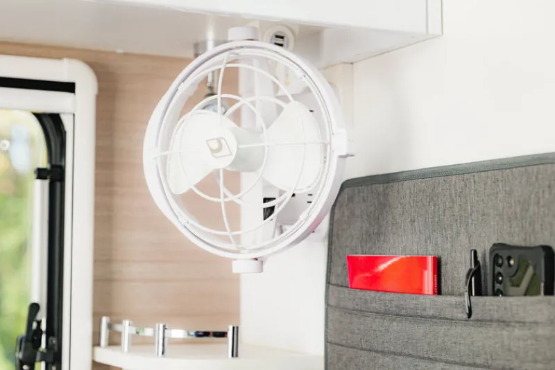 Accessories|Fans<Companion Aerobreeze Traveller Fan 12/24V