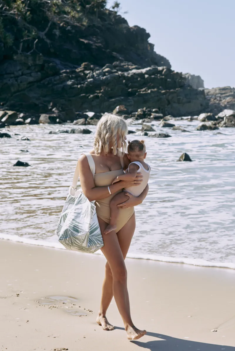 Beach Accessories<OZtrail Beach Tote - Palm Cove Green