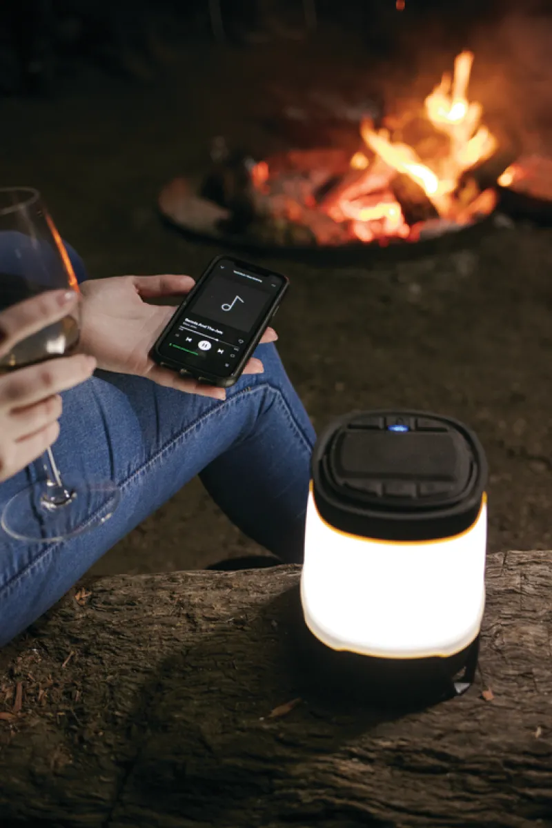 Lanterns<OZtrail Ignite 1000L Rechargeable Speaker Lantern