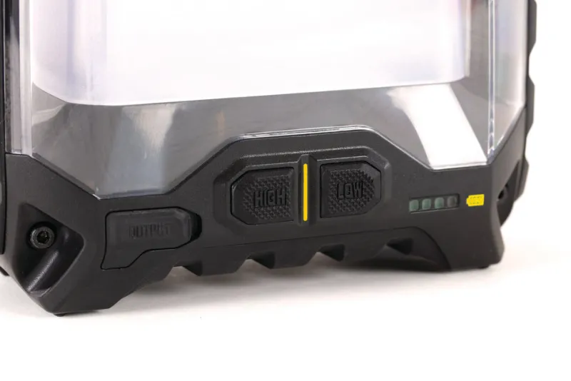 Lanterns<OZtrail Lumos Hanger 700 Lantern