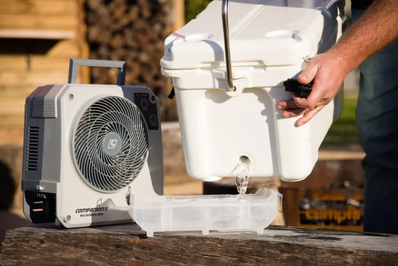 Fans<Companion Maxi Evaporative Cooler Lithium